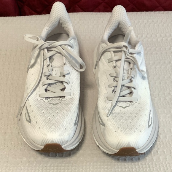 Hoka One One Clifton 9 Women's White Sneakers - Picture 4 of 7